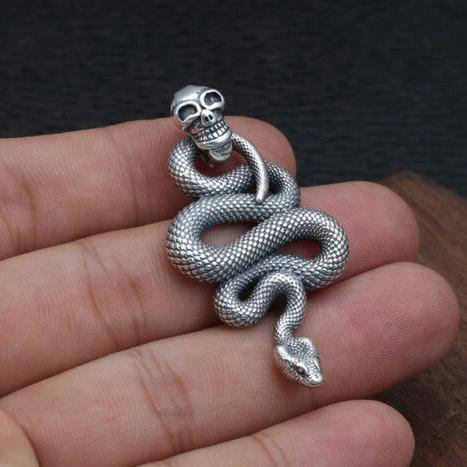 Collier Serpent Grande Couleuvre Tête de Mort Argenté (Argent)